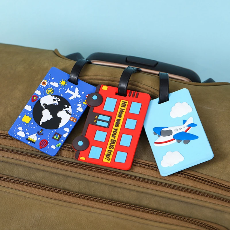 Милые мультяшные автомобили, П – обзор и цена Travel Luggage Set